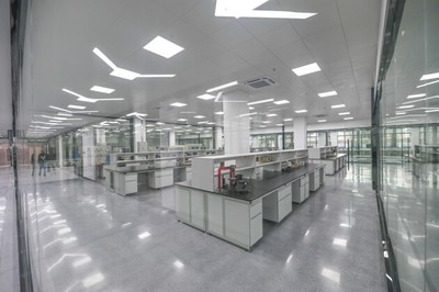 華帝廚電 以科技創新與高端品質雙輪驅動，重塑智能廚居新標桿